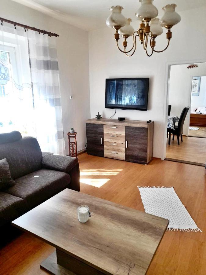 Apartman Isabel Decin Dış mekan fotoğraf